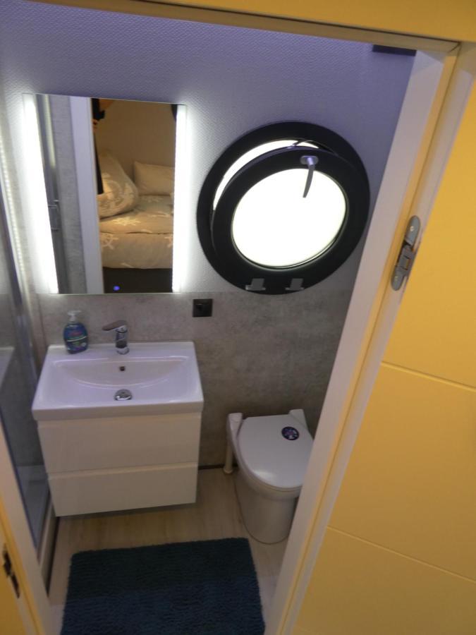 Hausboot Moselrose In Poelich Hotel Polich Luaran gambar