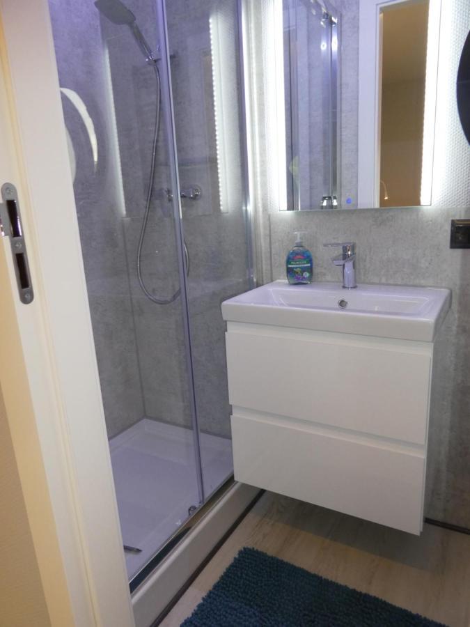 Hausboot Moselrose In Poelich Hotel Polich Luaran gambar